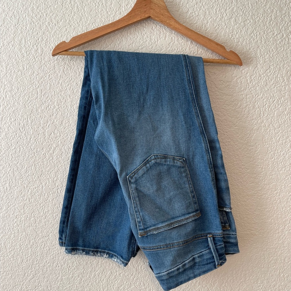 Good American Good Curve Straight Jeans